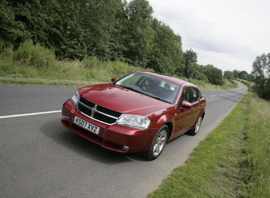  Dodge Avenger 2008 года  (UK) (фото 5 из 7)